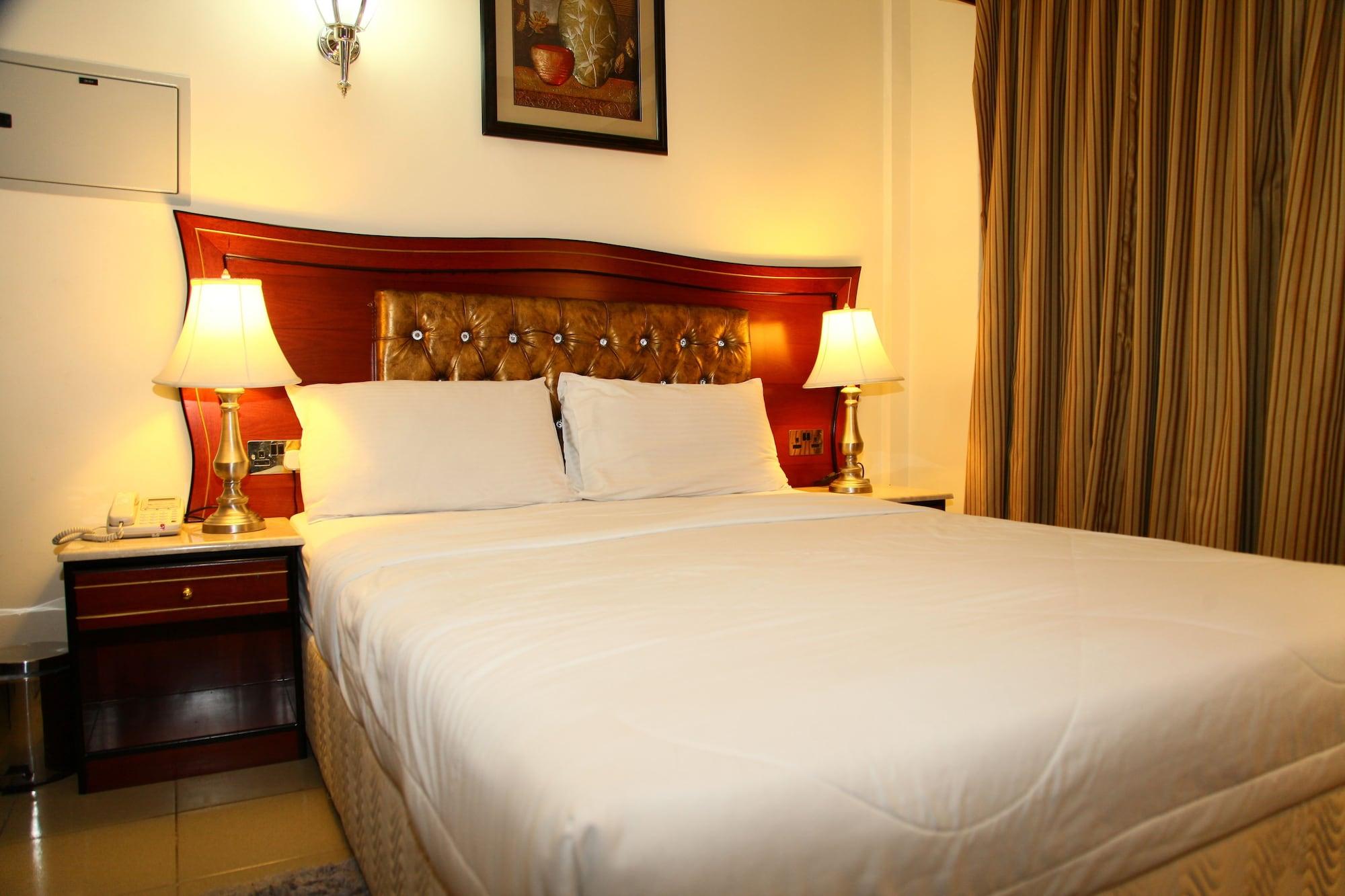 Saffron Hotel Dubai Eksteriør bilde