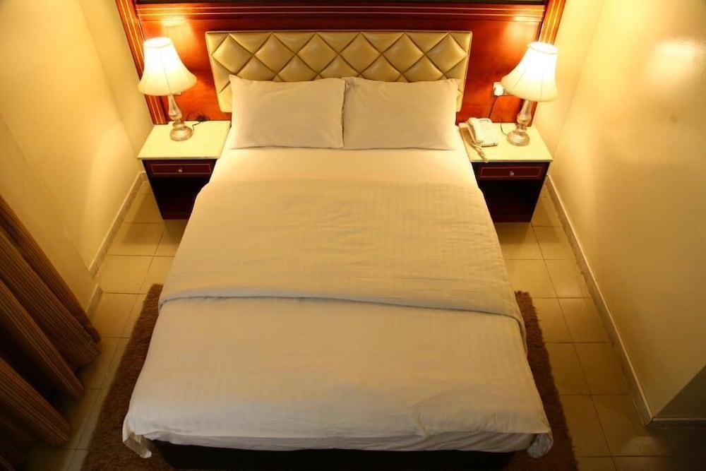 Saffron Hotel Dubai Eksteriør bilde