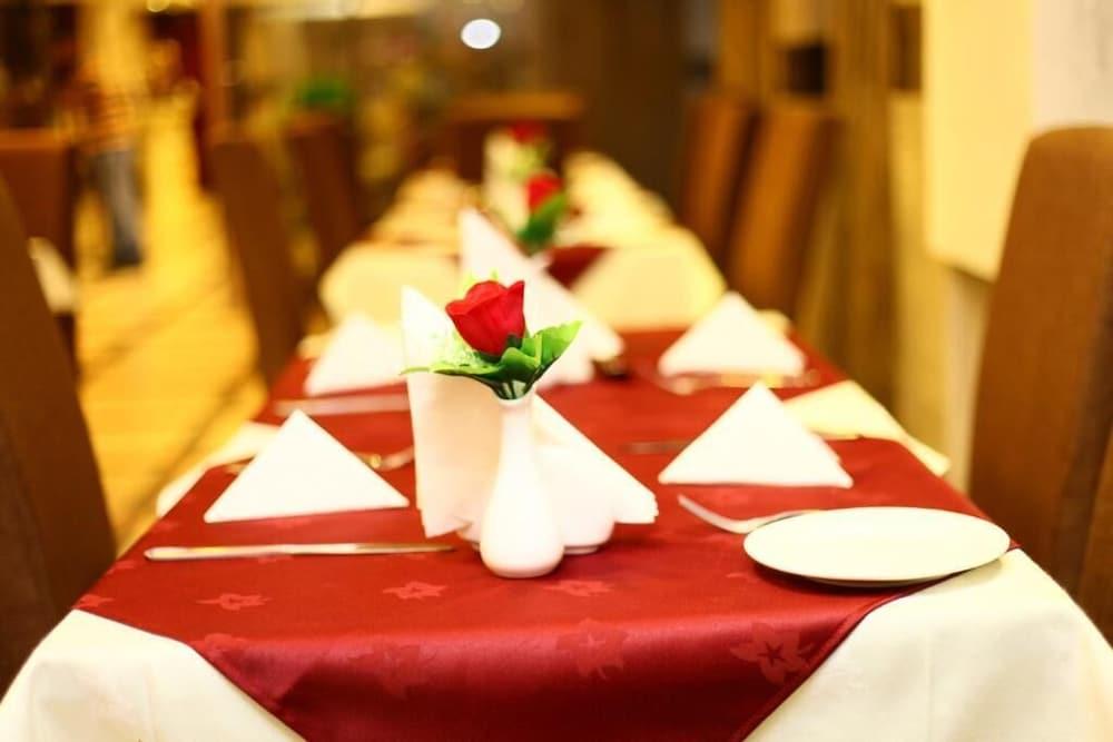 Saffron Hotel Dubai Eksteriør bilde