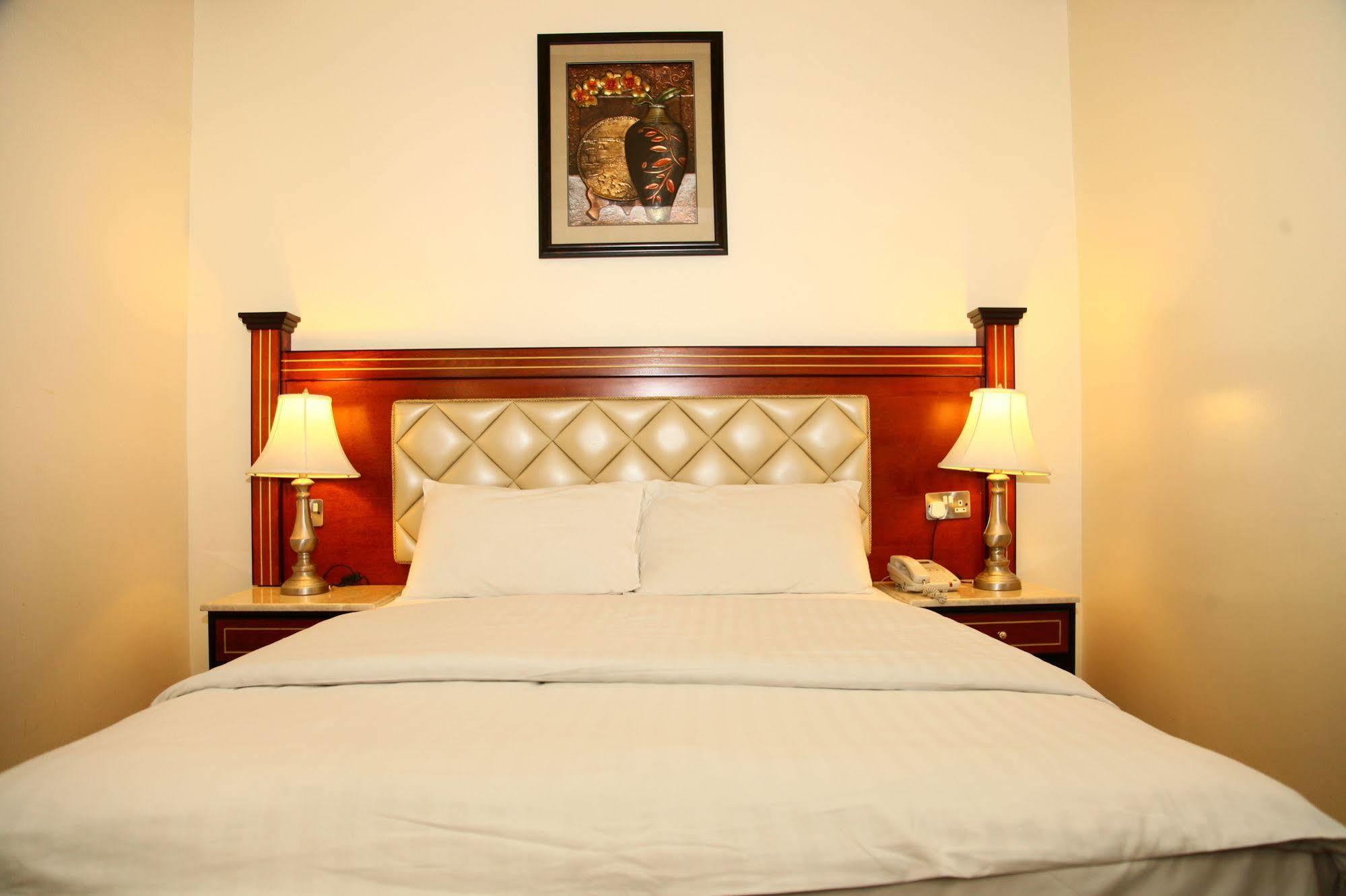 Saffron Hotel Dubai Eksteriør bilde